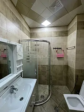 Kirayə verilir 2 otaqlı mənzil 90 m²