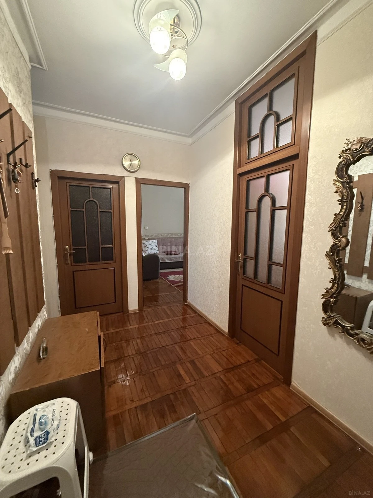 Satılır 4 otaqlı mənzil 101 m²