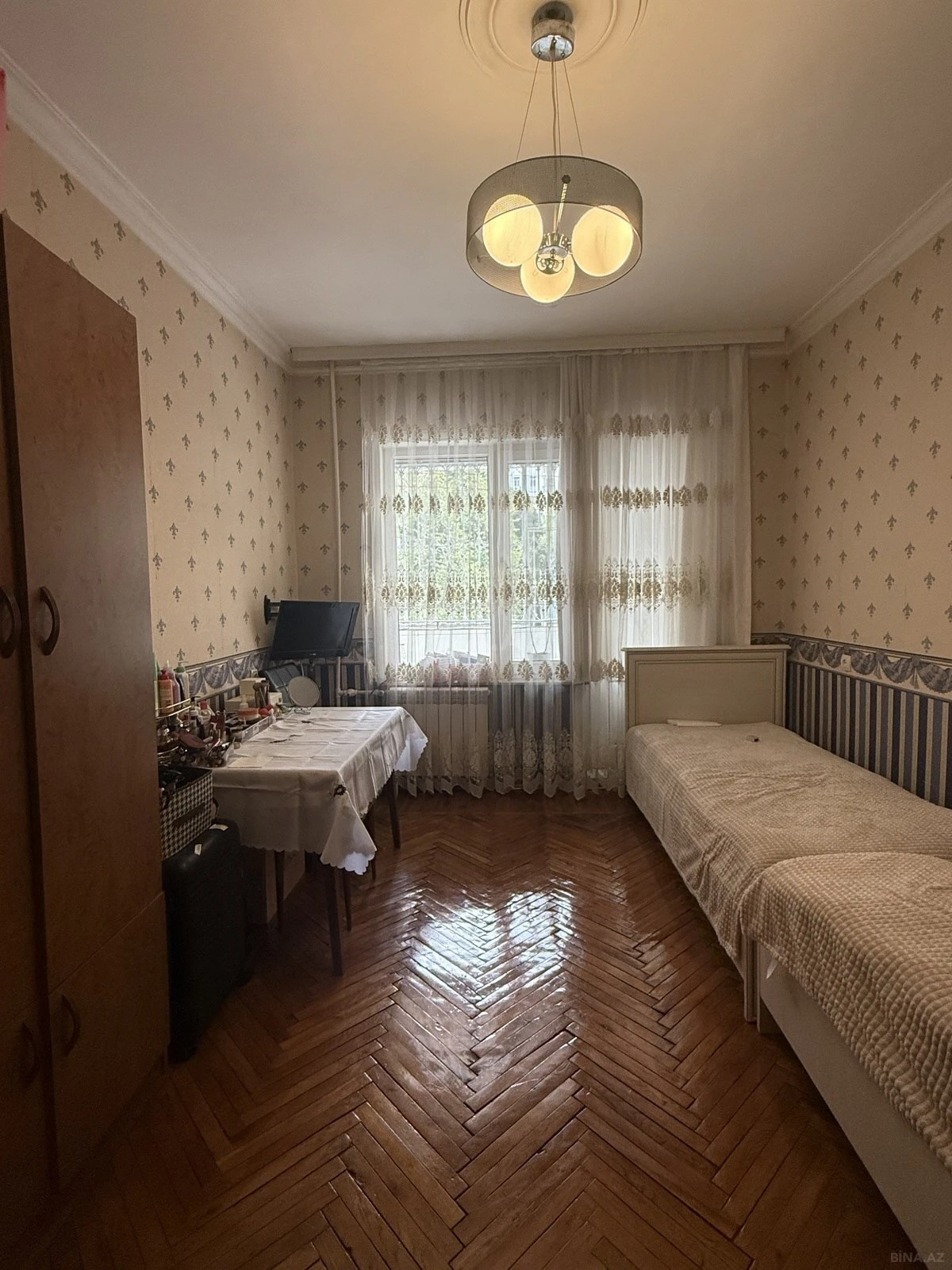 Satılır 4 otaqlı mənzil 101 m²