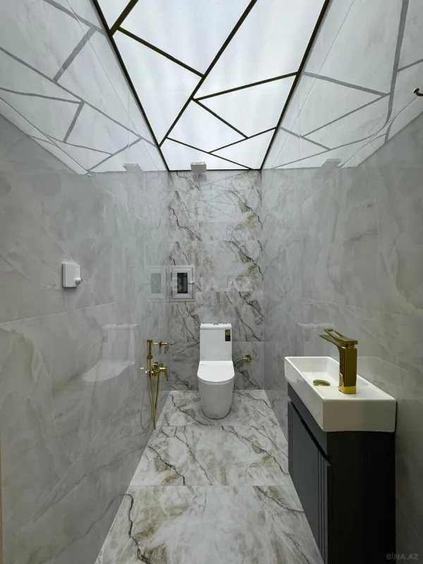 Satılır 3 otaqlı mənzil 110 m²