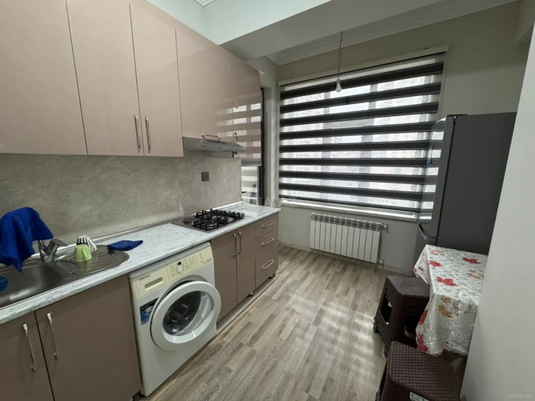 Kirayə verilir 2 otaqlı mənzil 65 m²
