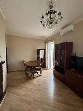 Satılır 3 otaqlı mənzil 54 m²