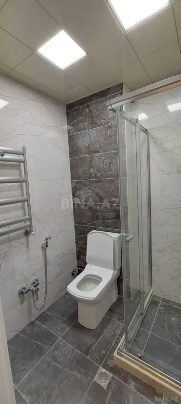 Kirayə verilir 2 otaqlı mənzil 45 m²