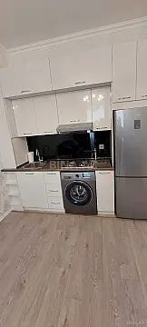 Kirayə verilir 2 otaqlı mənzil 45 m²