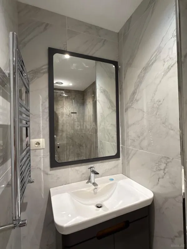 Kirayə verilir 2 otaqlı mənzil 60 m²