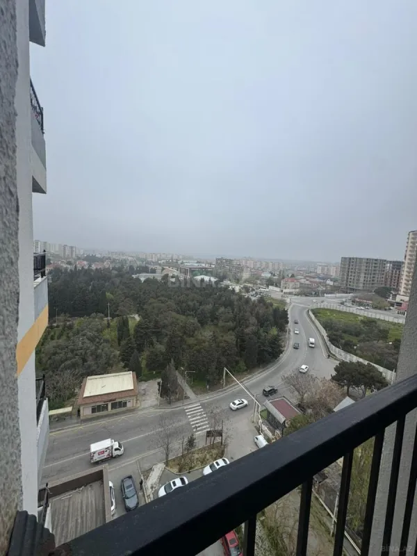 Satılır 3 otaqlı mənzil 105.9 m²