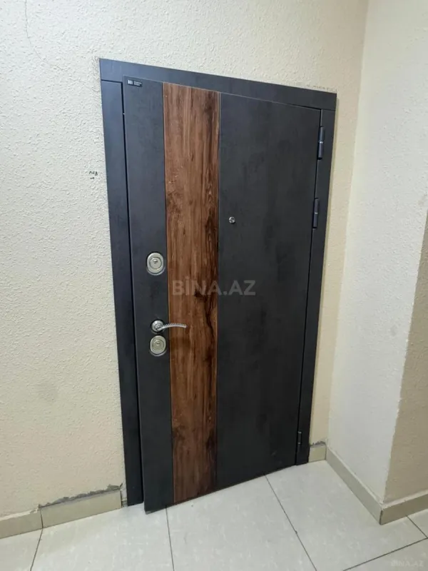 Satılır 3 otaqlı mənzil 105.9 m²