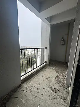 Satılır 3 otaqlı mənzil 105.9 m²