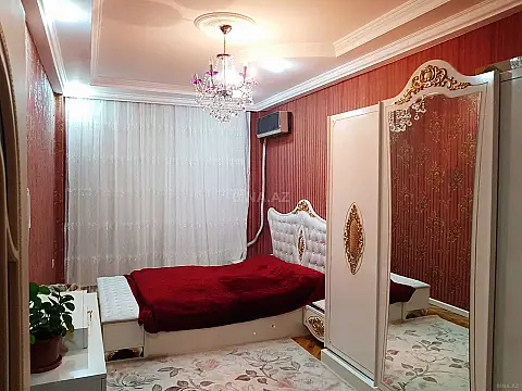 Satılır 3 otaqlı mənzil 74 m²