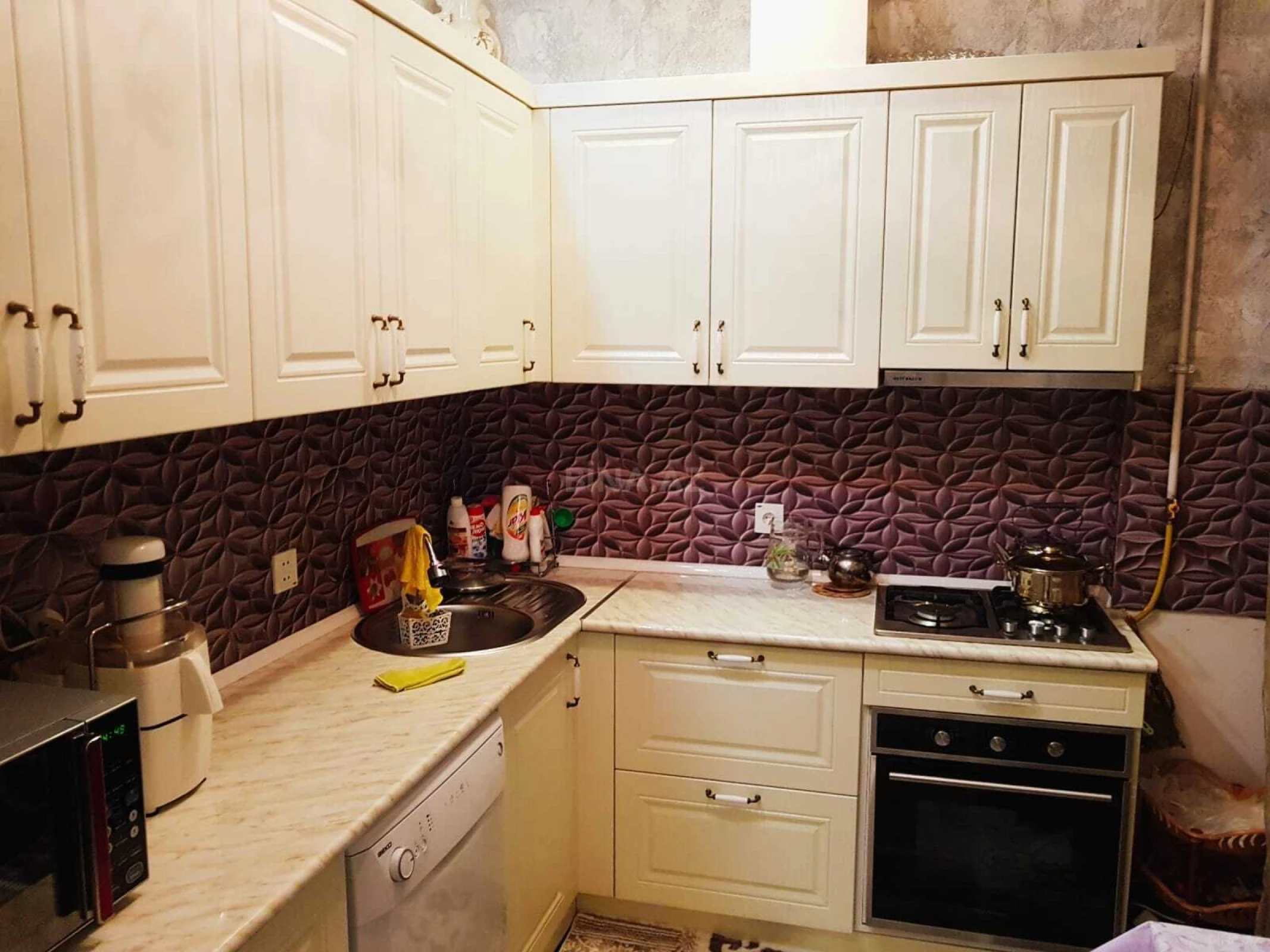 Satılır 3 otaqlı mənzil 74 m²