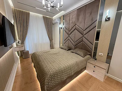 Satılır 2 otaqlı mənzil 67 m²