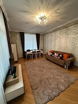 Satılır 3 otaqlı mənzil 95 m²