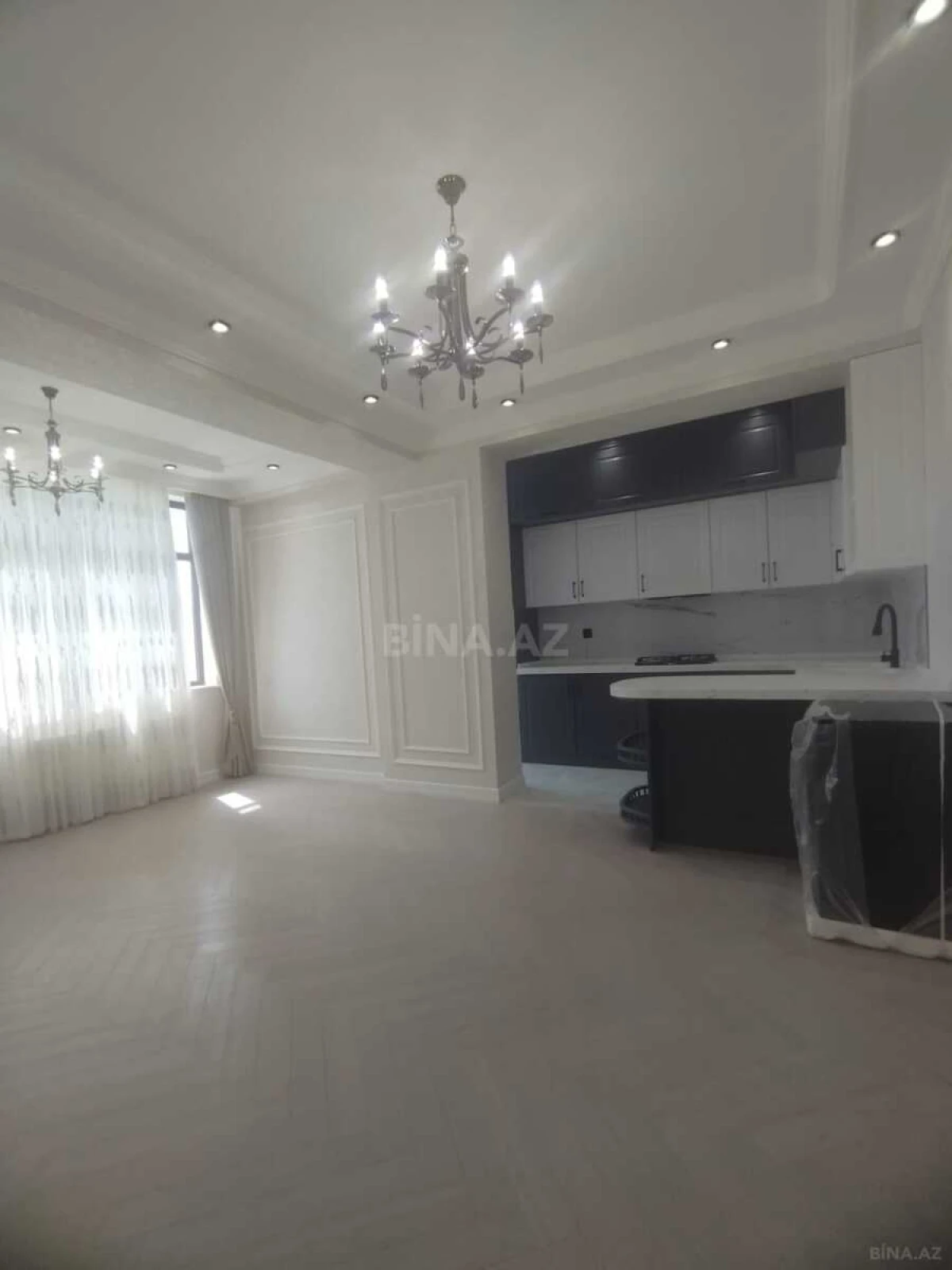 Satılır 3 otaqlı mənzil 96 m²