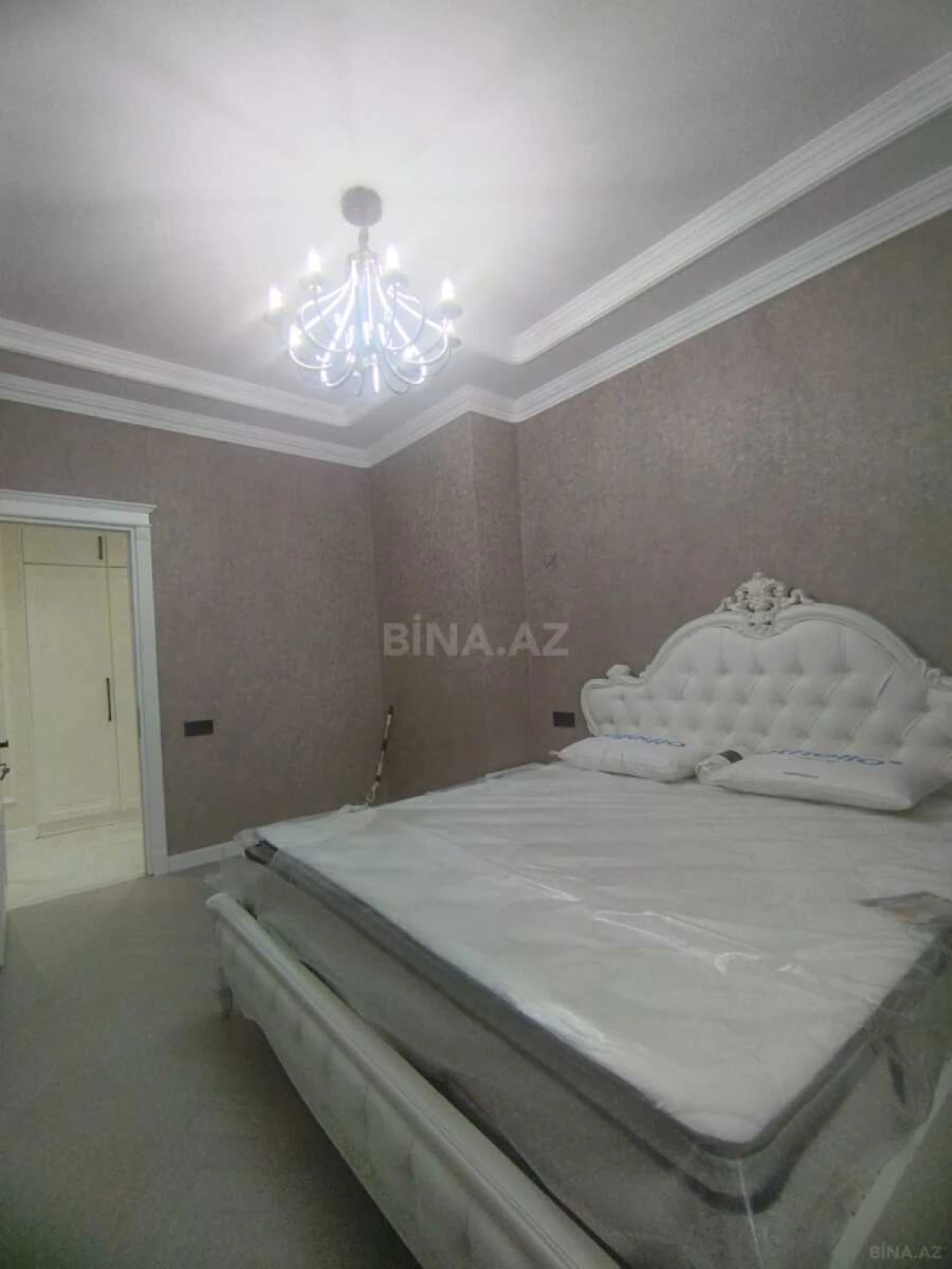 Satılır 3 otaqlı mənzil 96 m²