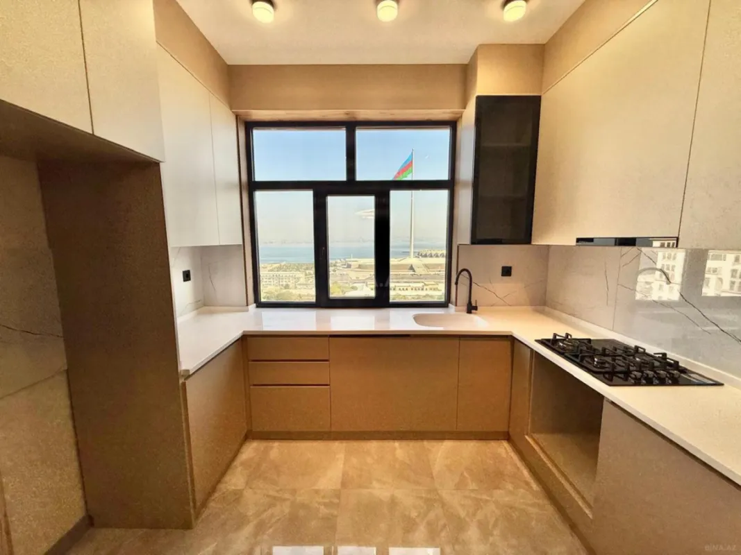 Satılır 2 otaqlı mənzil 77 m²