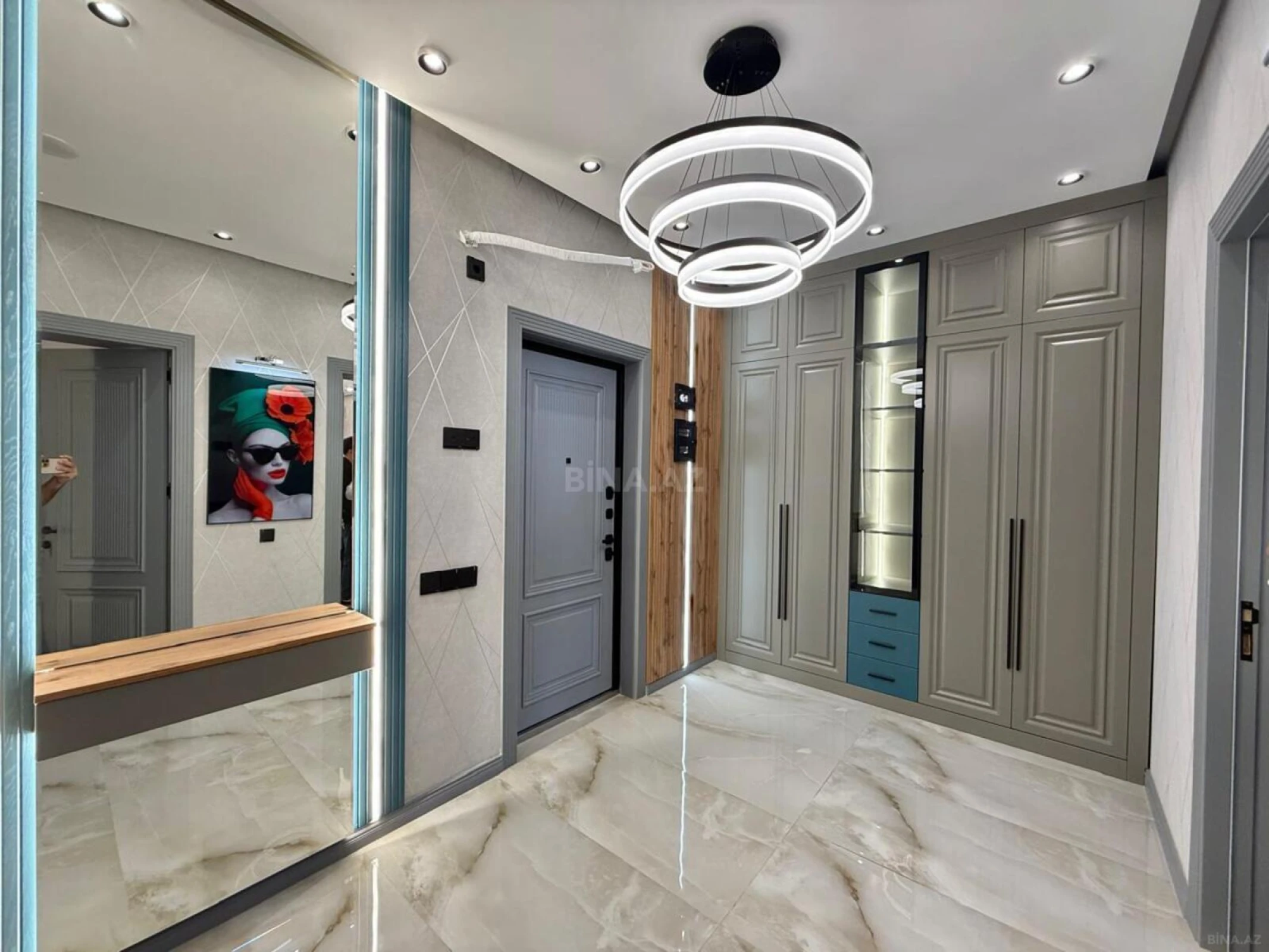 Satılır 2 otaqlı mənzil 77 m²