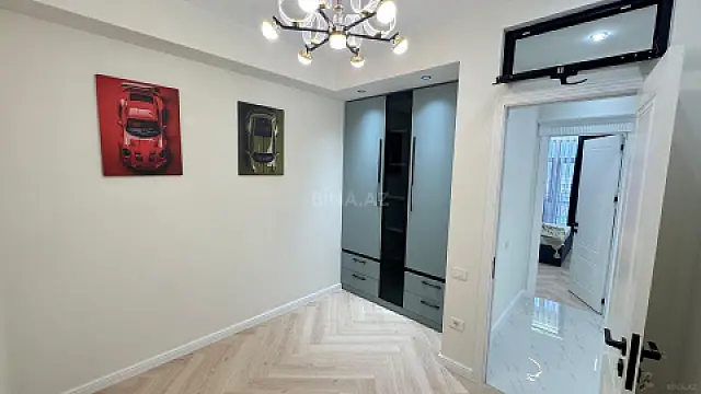 Satılır 3 otaqlı mənzil 92 m²