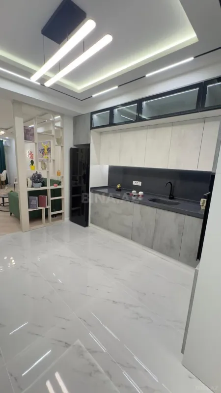 Satılır 3 otaqlı mənzil 92 m²