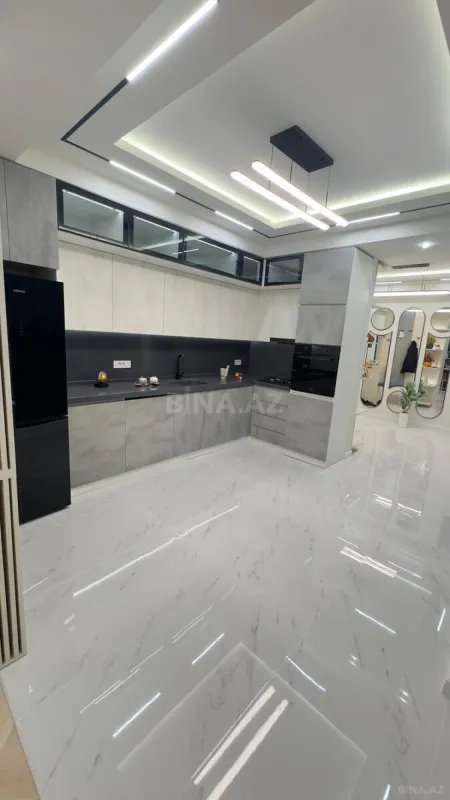 Satılır 3 otaqlı mənzil 92 m²