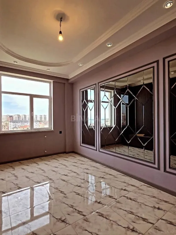 Satılır 2 otaqlı mənzil 65 m²