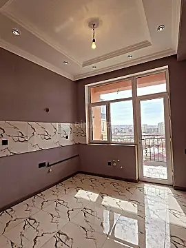 Satılır 2 otaqlı mənzil 65 m²