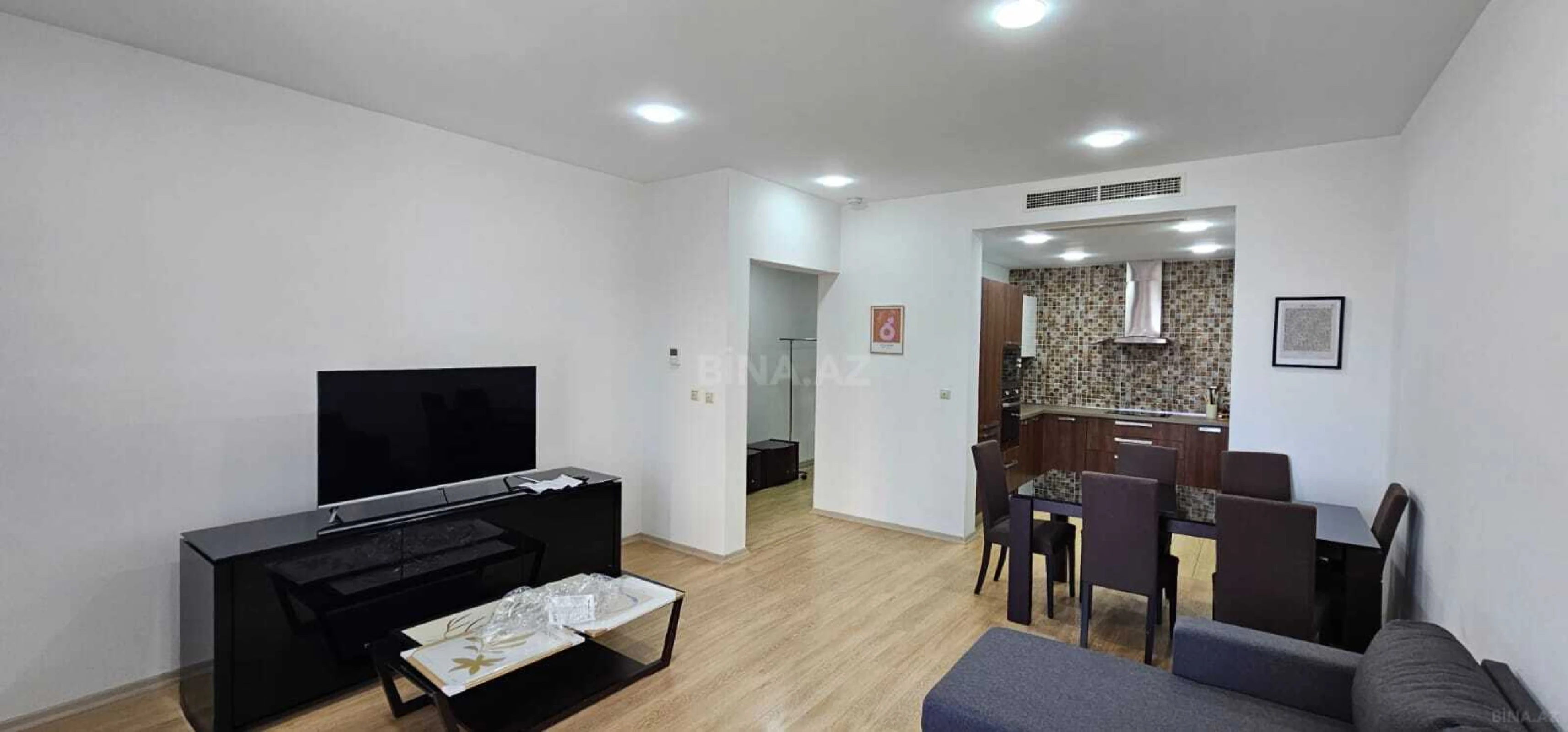 Kirayə verilir 2 otaqlı mənzil 92 m²