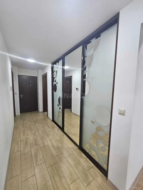Kirayə verilir 2 otaqlı mənzil 92 m²