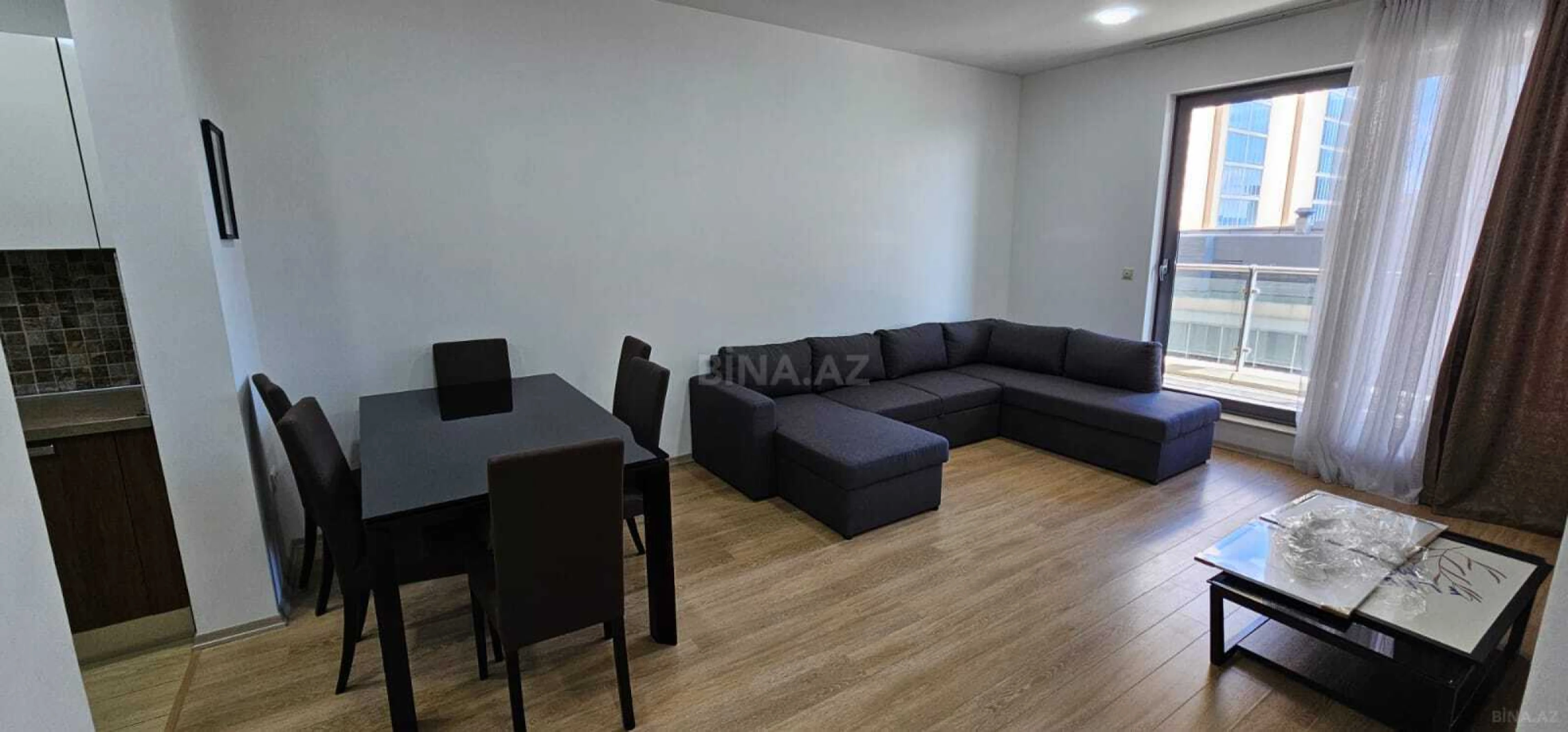 Kirayə verilir 2 otaqlı mənzil 92 m²