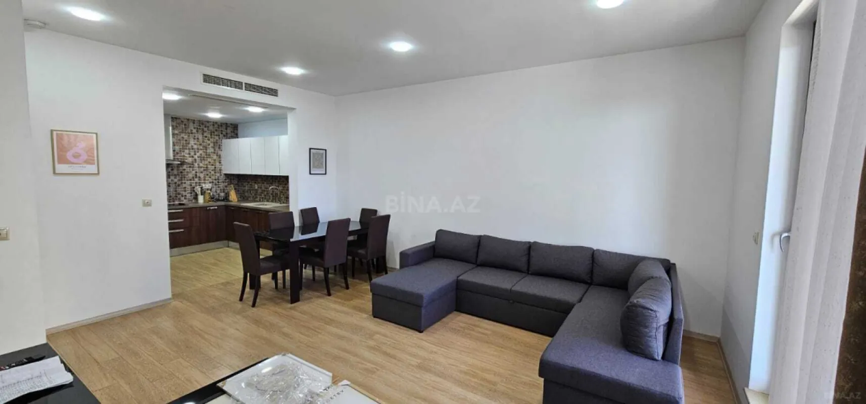 Kirayə verilir 2 otaqlı mənzil 92 m²