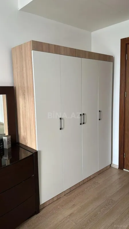Kirayə verilir 2 otaqlı mənzil 92 m²