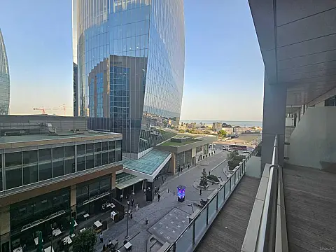 Kirayə verilir 2 otaqlı mənzil 92 m²