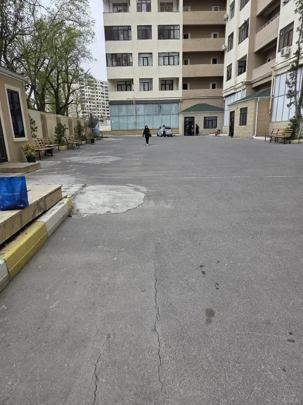 Satılır 2 otaqlı mənzil 62 m²