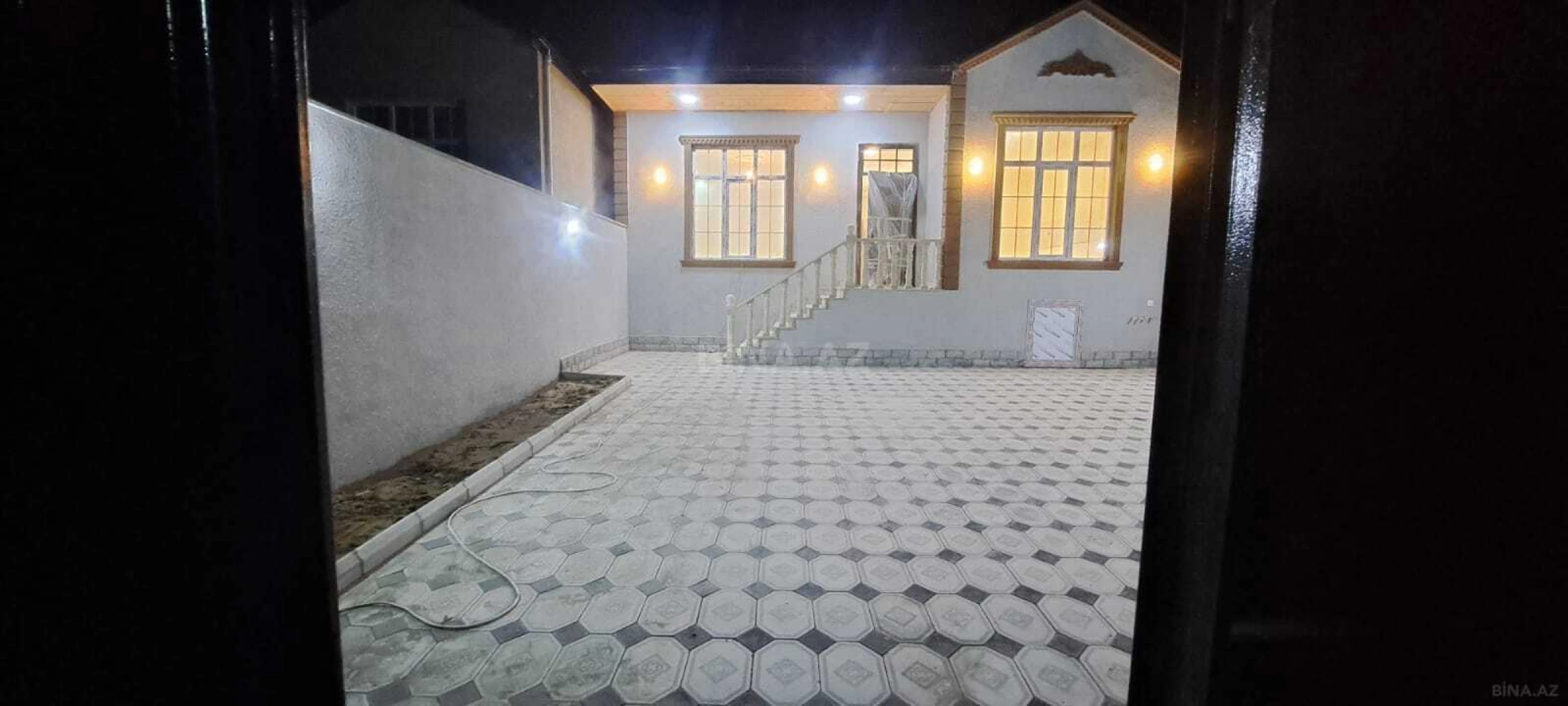 Satılır 4 otaqlı həyət evi 130 m²