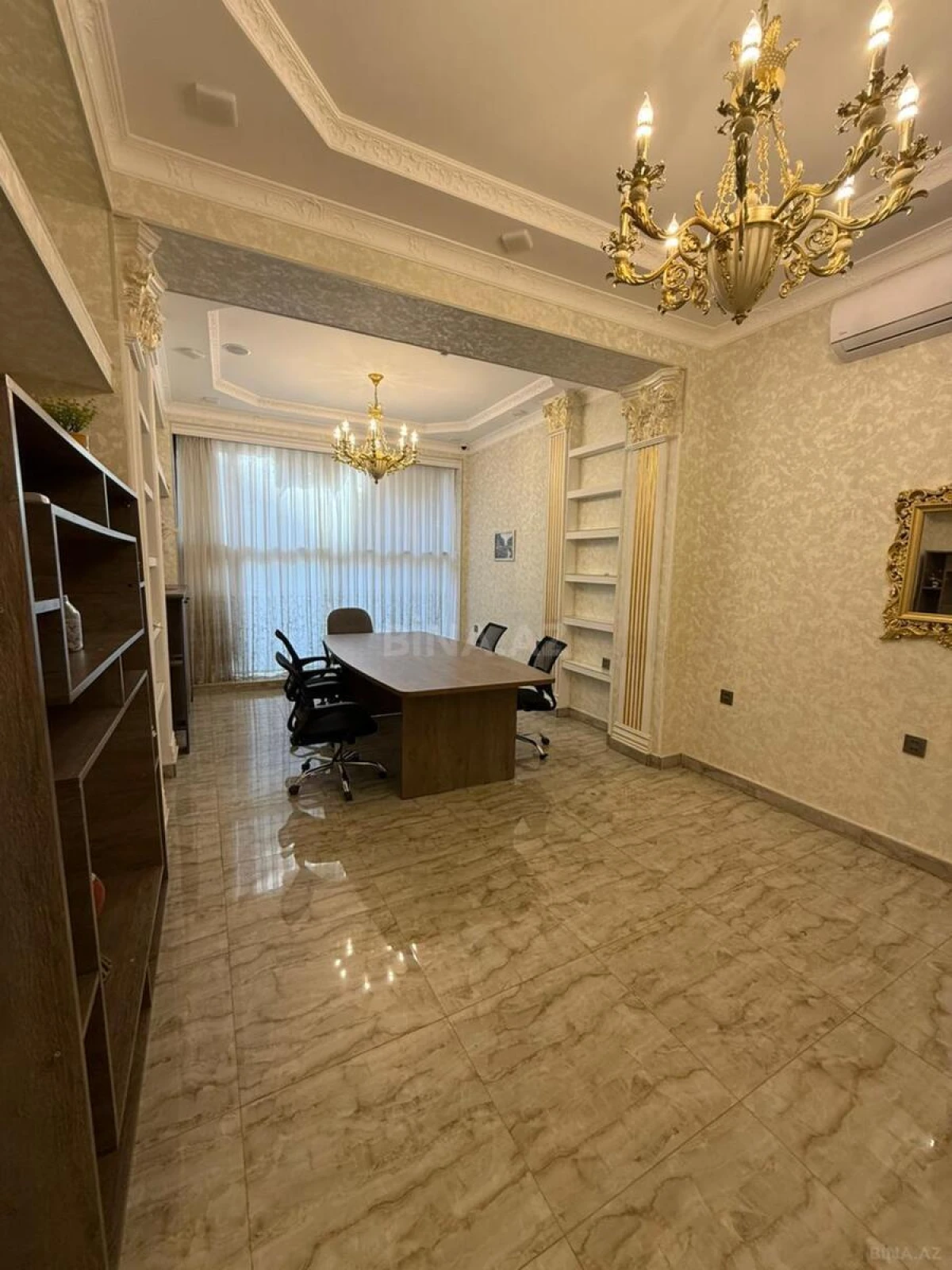 Satılır 5 otaqlı ofis 80 m²