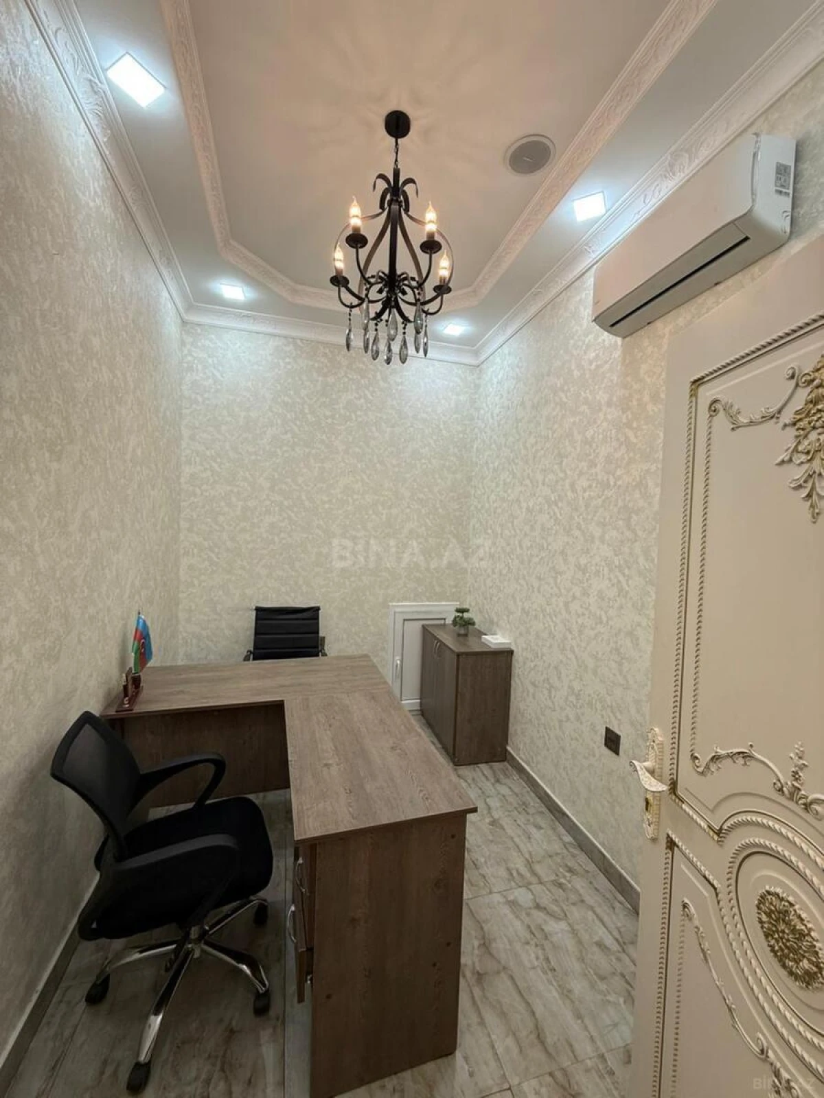 Satılır 5 otaqlı ofis 80 m²