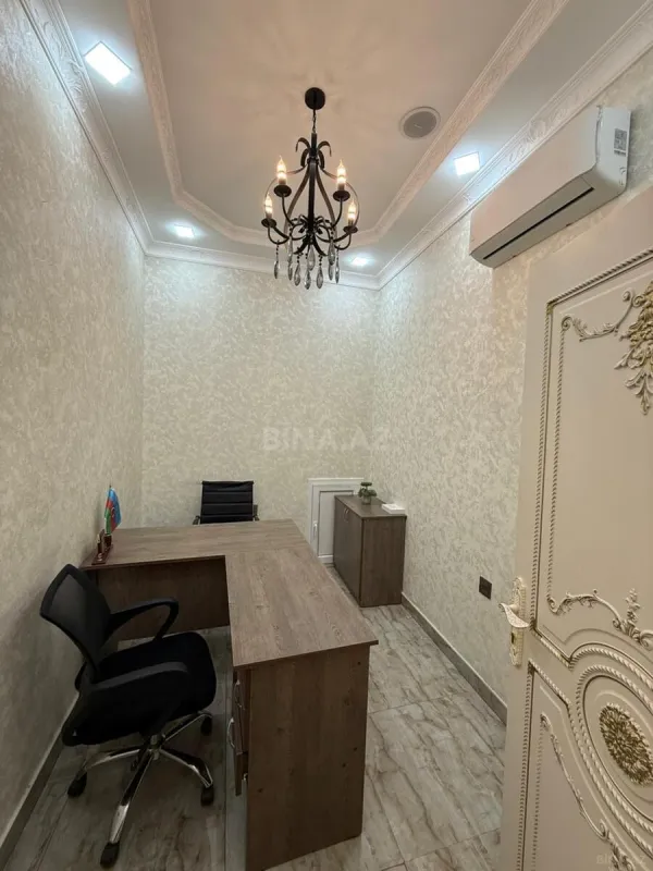 Satılır 5 otaqlı ofis 80 m²