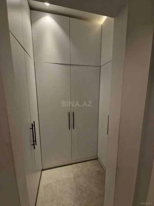 Kirayə verilir 2 otaqlı mənzil 95 m²