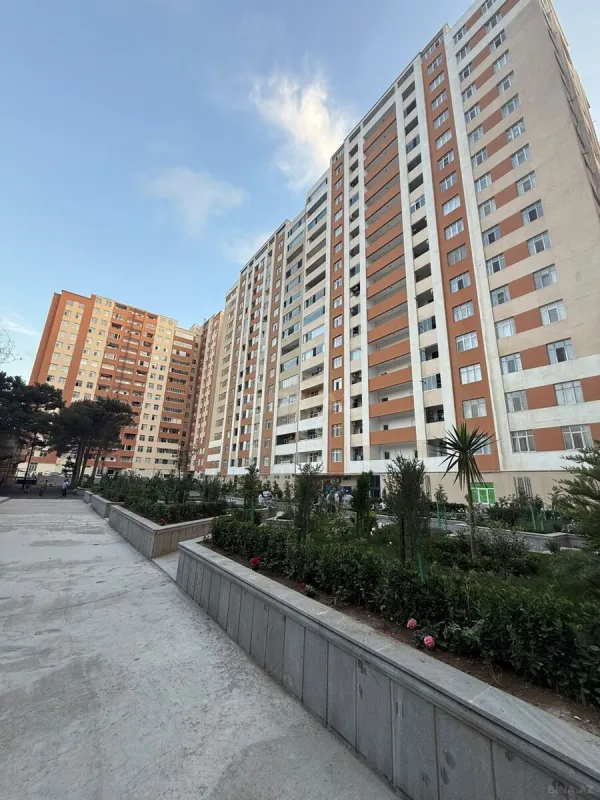 Satılır 3 otaqlı mənzil 103 m²