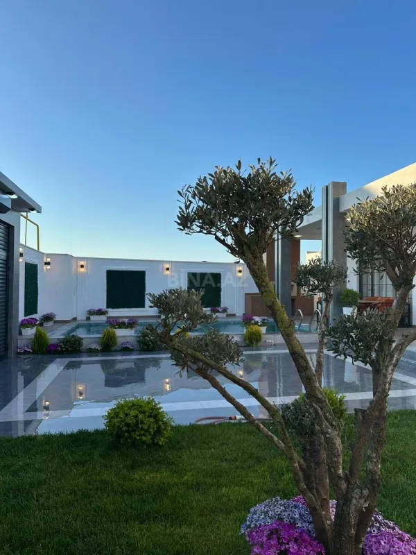 Satılır 4 otaqlı həyət evi 190 m²