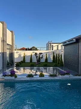 Satılır 4 otaqlı həyət evi 190 m²