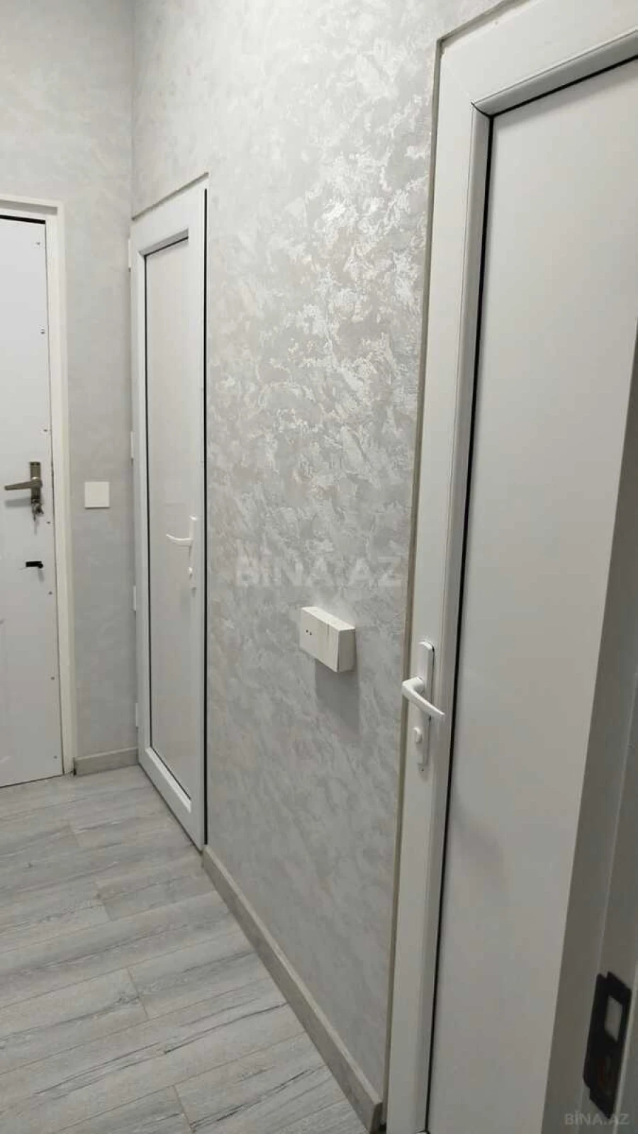 Kirayə verilir 2 otaqlı mənzil 45 m²