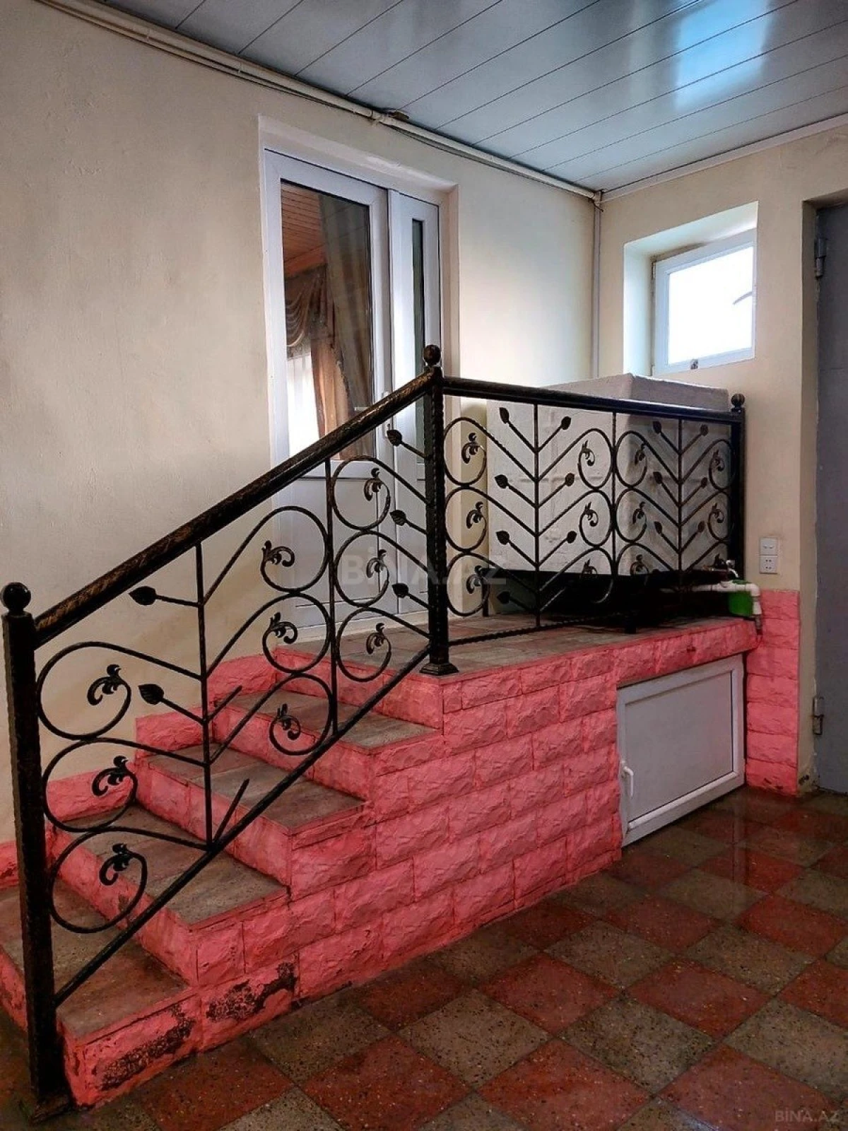 Satılır 4 otaqlı həyət evi 120 m²