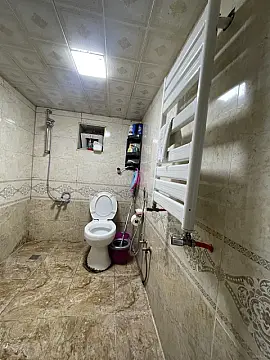 Satılır 6 otaqlı həyət evi 190 m²