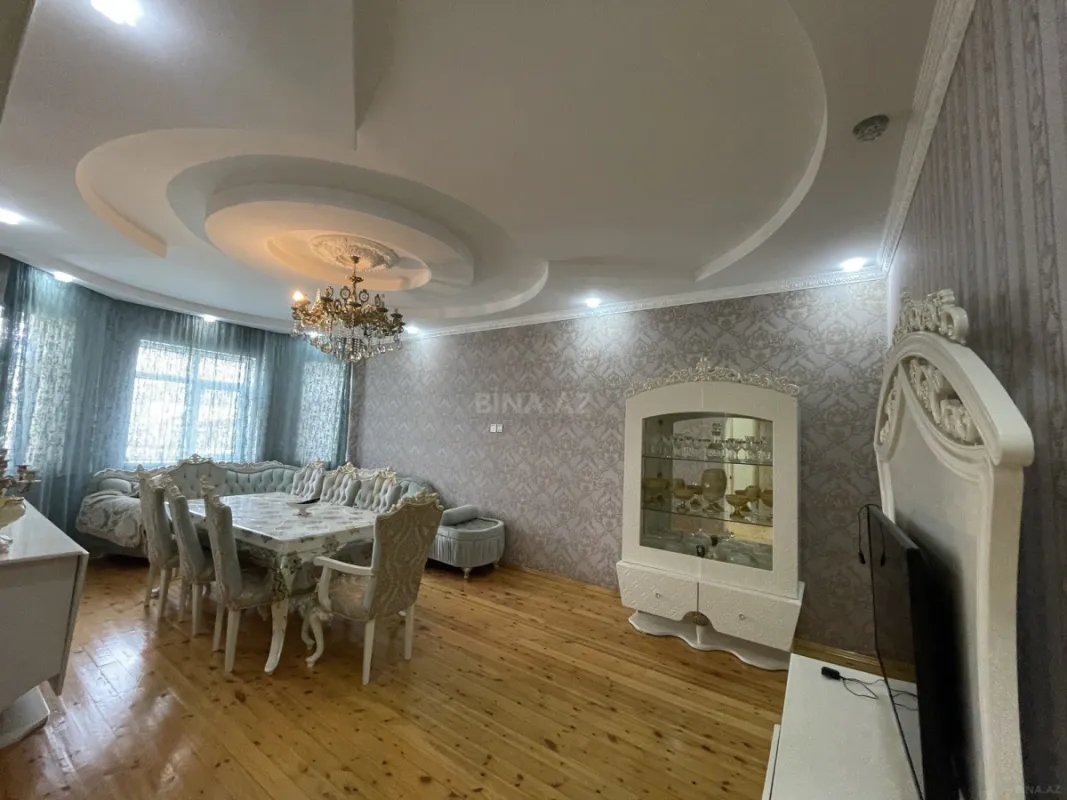 Satılır 6 otaqlı həyət evi 190 m²