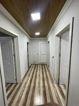 Satılır 6 otaqlı həyət evi 190 m²