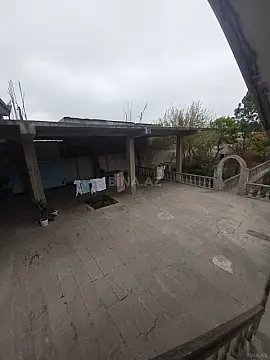 Satılır obyekt 180 m²