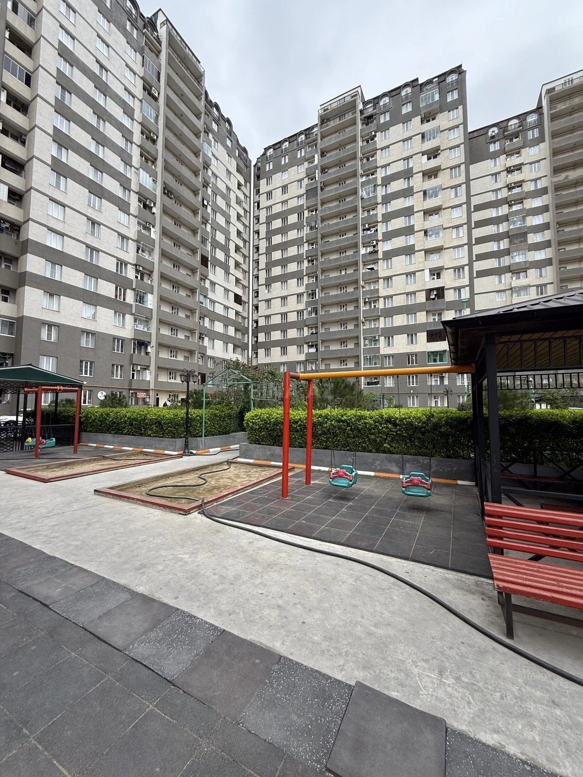 Satılır 2 otaqlı mənzil 48 m²