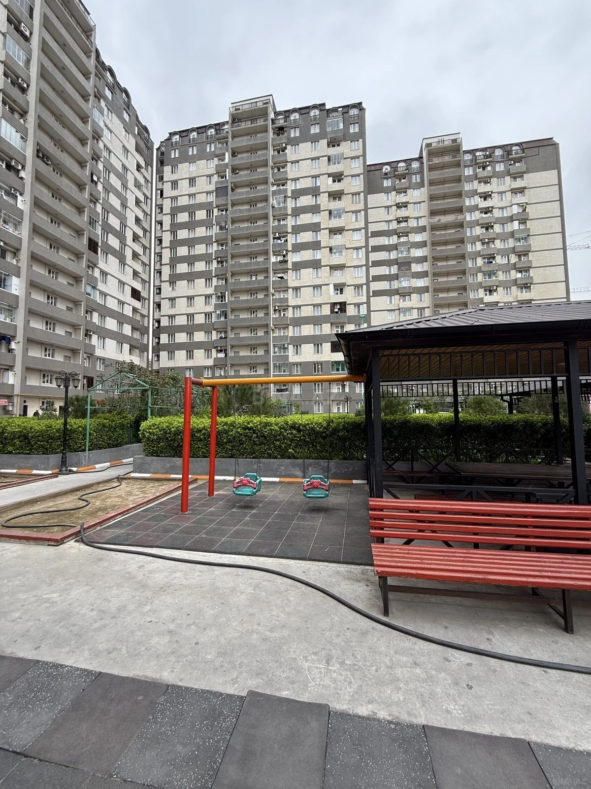 Satılır 2 otaqlı mənzil 48 m²