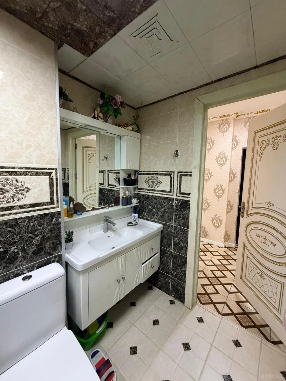 Satılır 3 otaqlı mənzil 102 m²