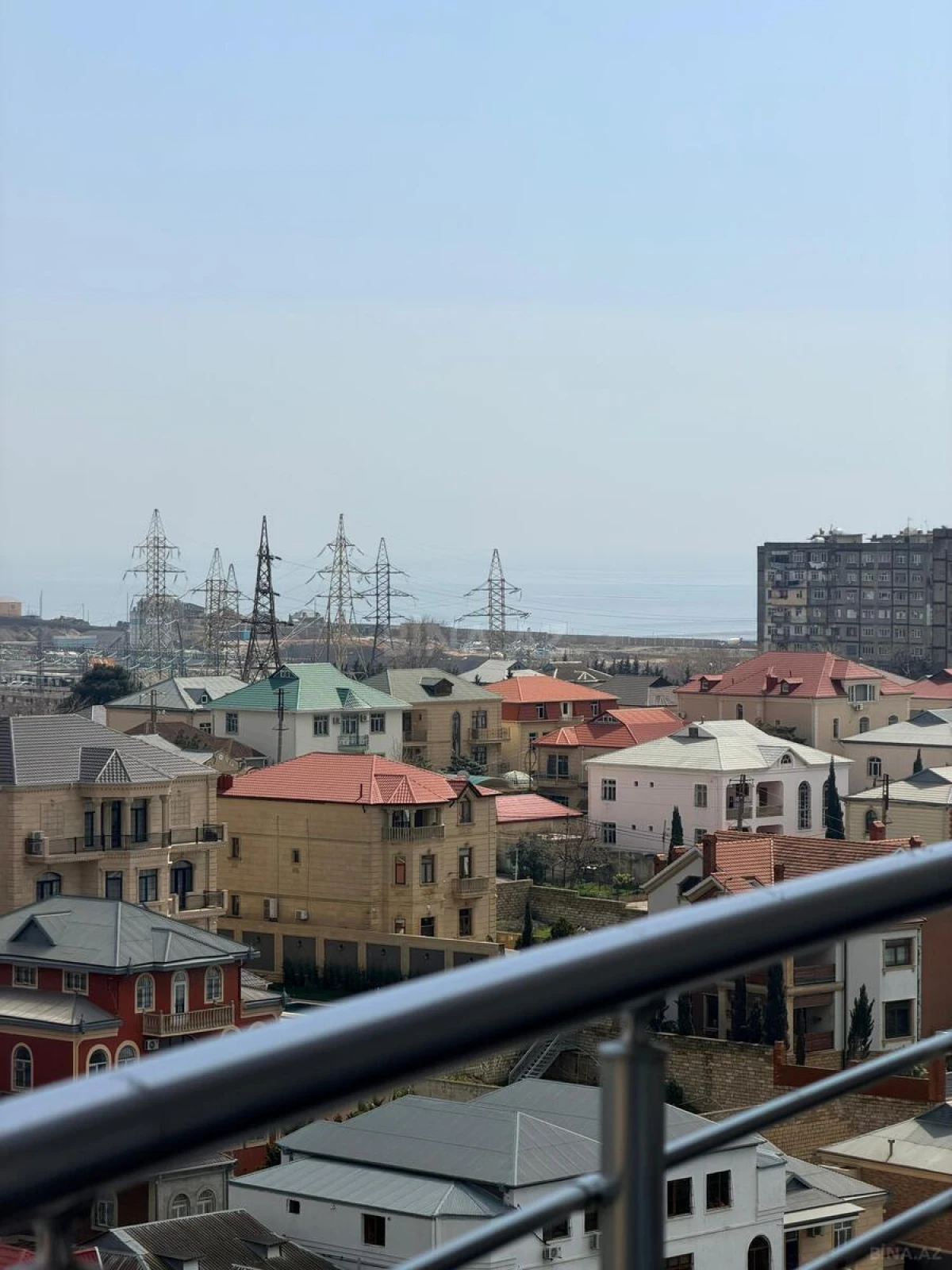 Satılır 3 otaqlı mənzil 102 m²